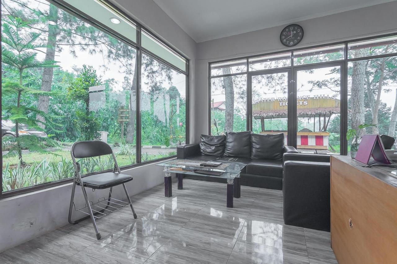 Reddoorz Resort Syariah Near D'Castello Ciater Subang Exterior photo